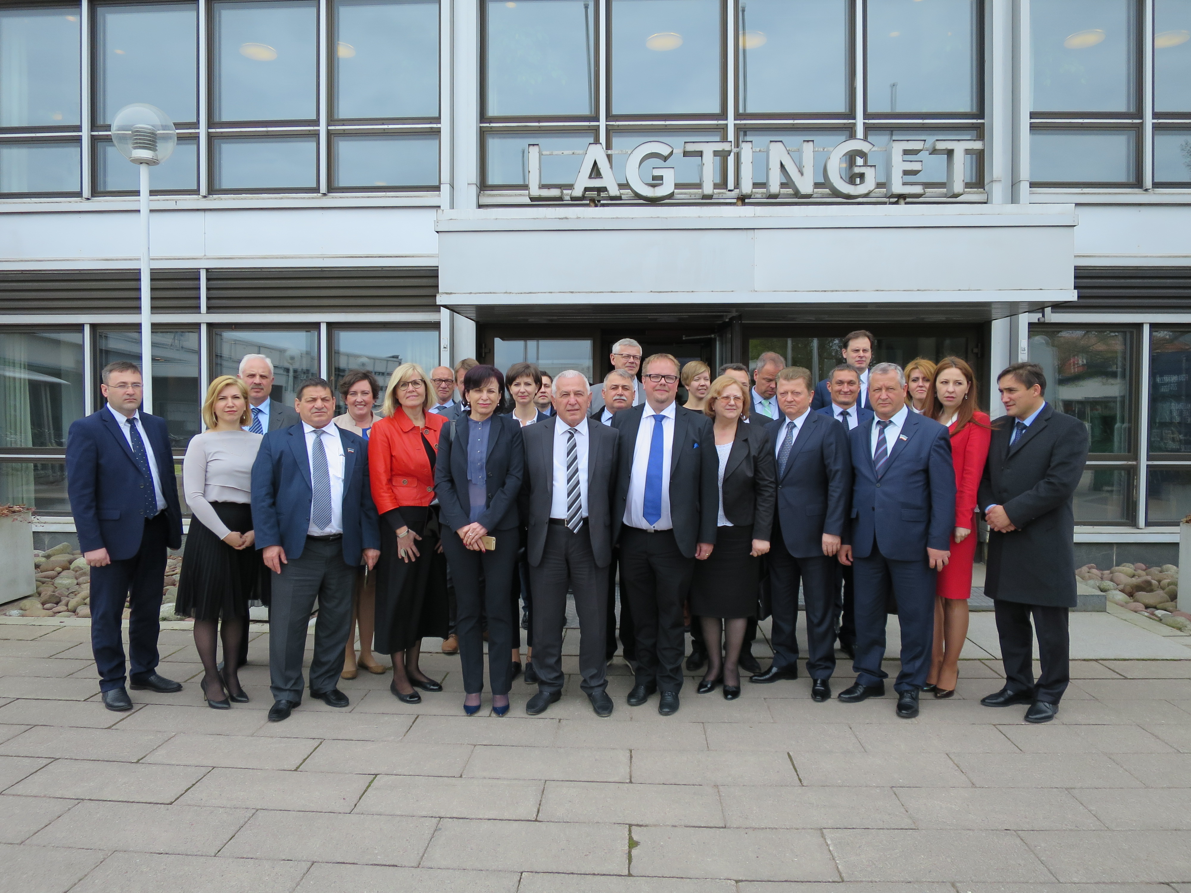 While in Mariehamn the group was hosted by the Parliament of Åland (the Lagting).